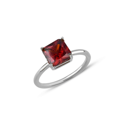 Garnet Zirconia Taşlı Kare Kesim Tektaş Yüzük