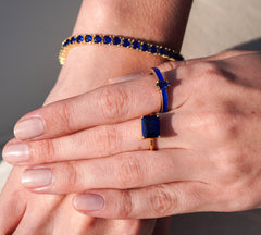 Karosh Safir Renk Baget Taşlı Tektaş Yüzük - Karosh